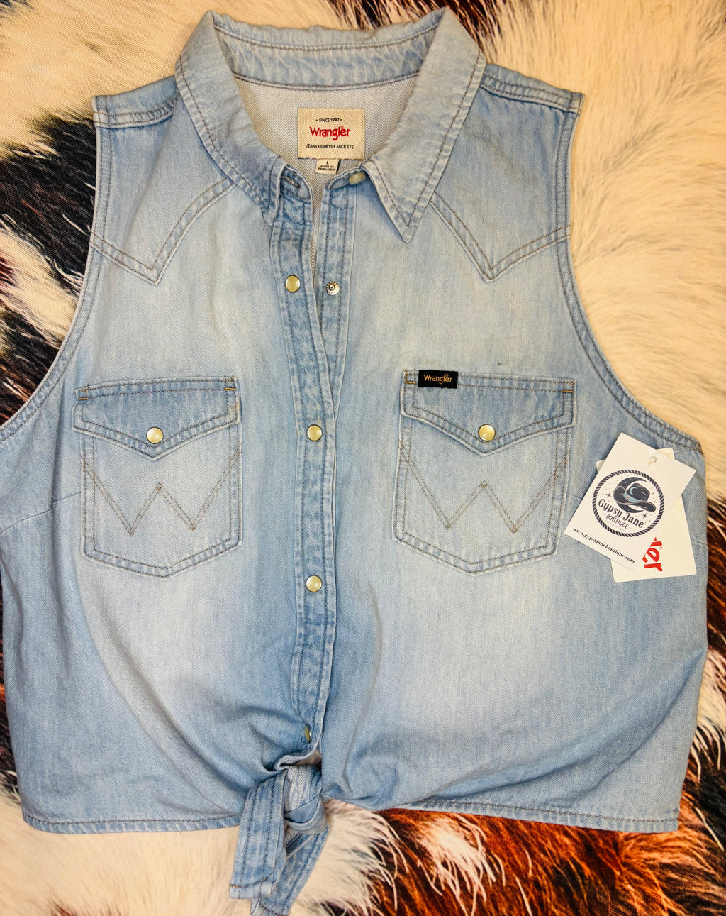 Wrangler Punchy Sleeveless Pearlsnap Denim Shirt