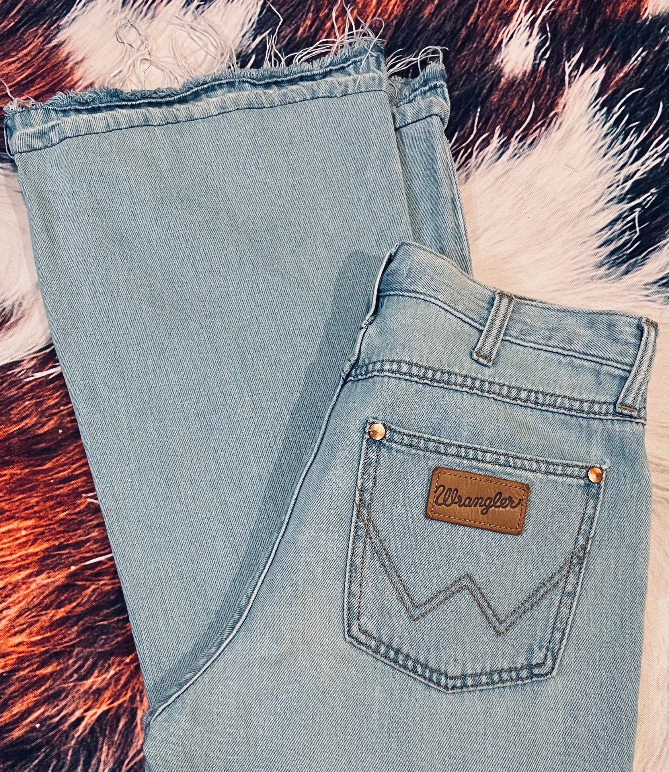 Wrangler High Rise Flares