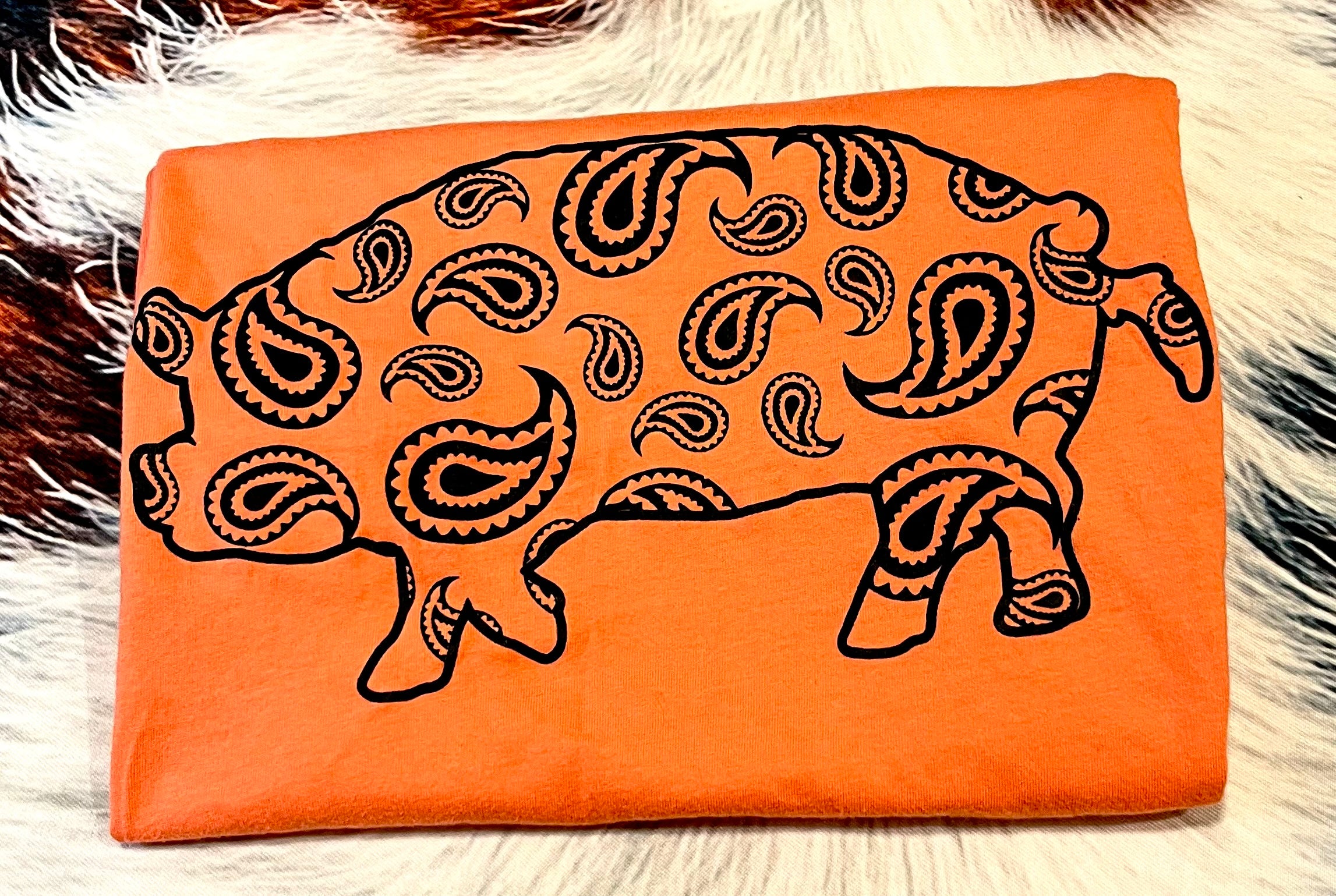 Paisley Show Pig Tee