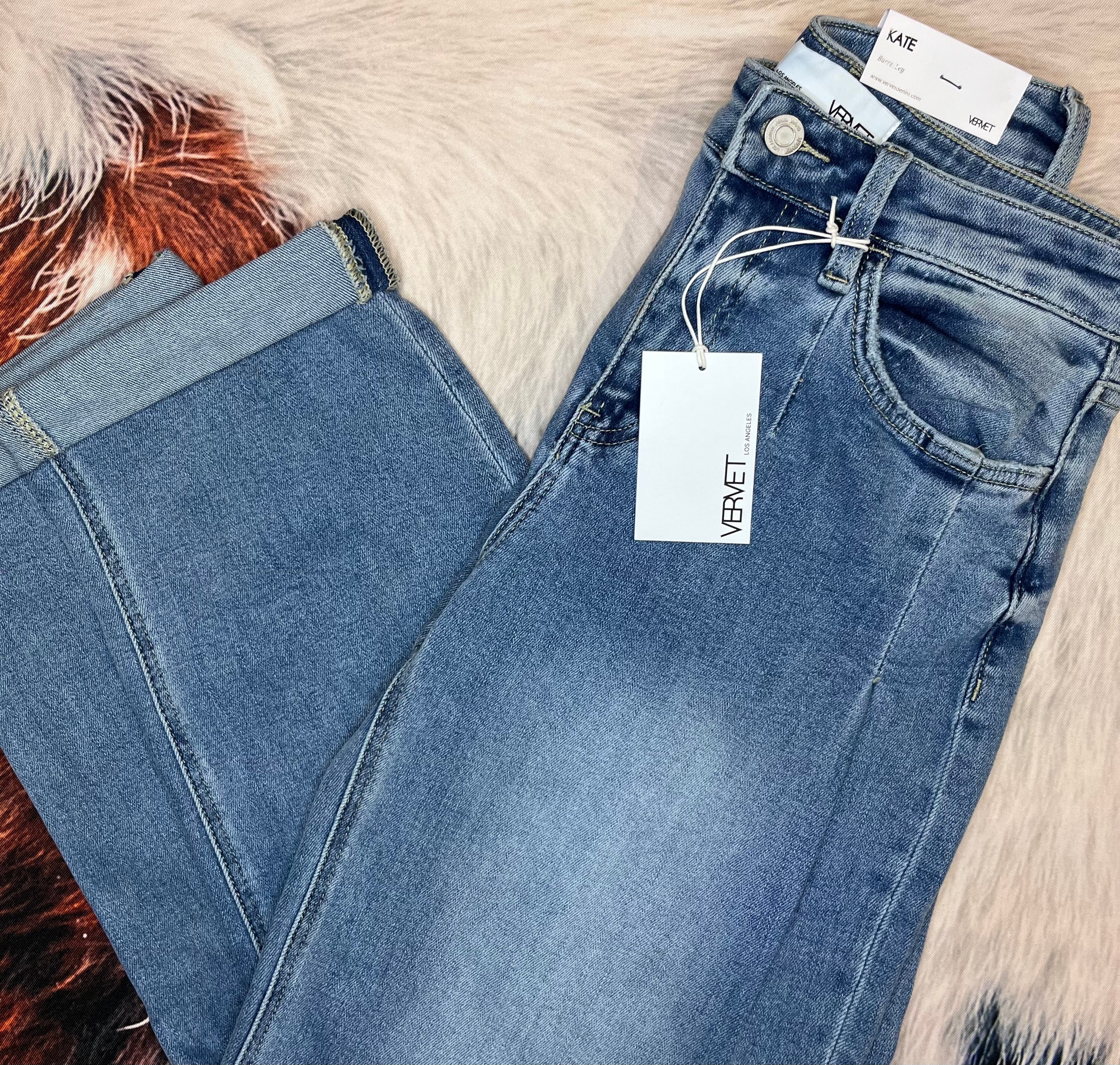 Vervet Barrel Leg Jeans